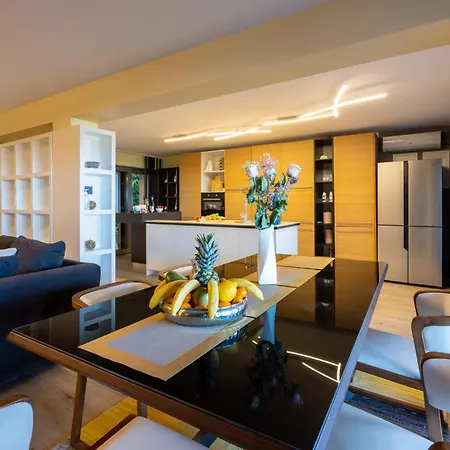 Apartment Panoramica With Whirlpool Crikvenica