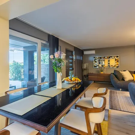 Apartment Panoramica With Whirlpool Crikvenica
