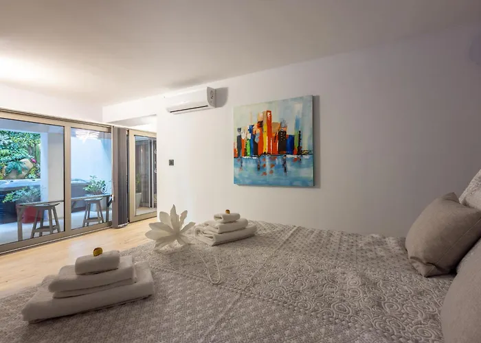 Panoramica With Whirlpool