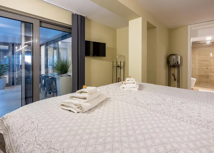 Panoramica With Whirlpool