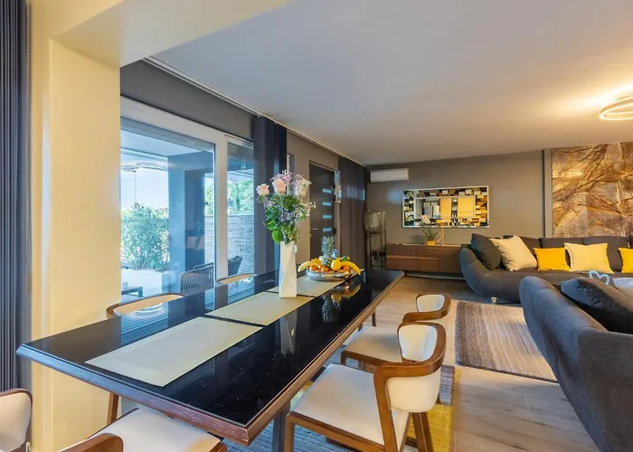 公寓 Panoramica With Whirlpool 茨里克韦尼察