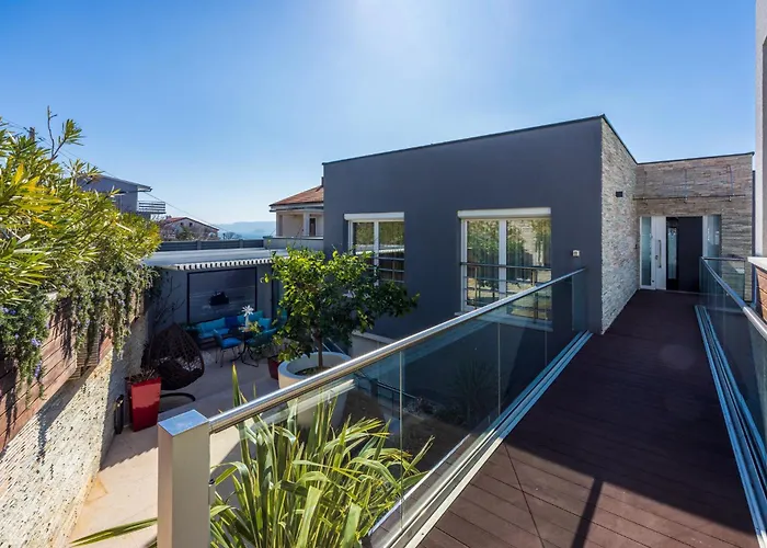 Panoramica With Whirlpool 茨里克韦尼察